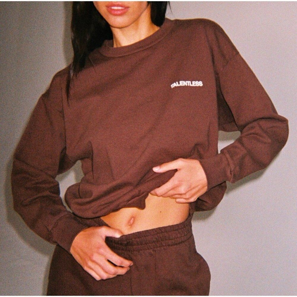 Talentless Womens Solid Brown Long Sleeve Sweatshirt Sweater Xs